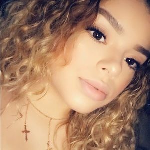 Meet your Posher, Neleeam